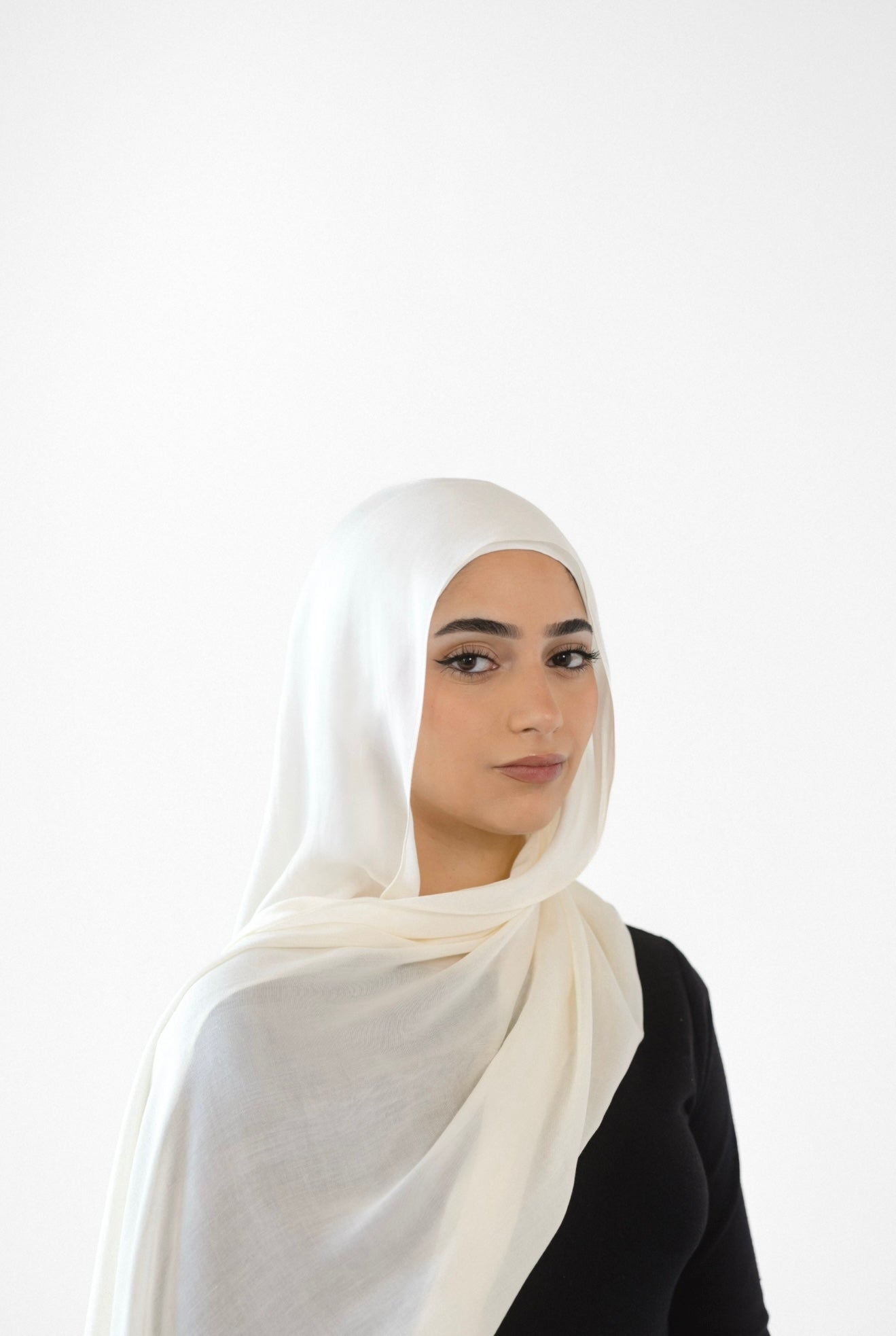 Premium Modal Hijab - Pearl Perfect